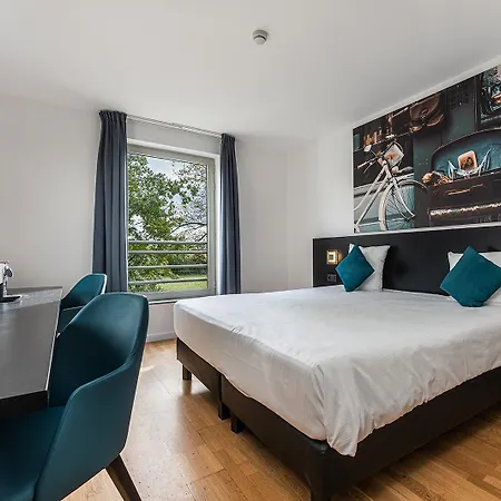 Hotel Velotel