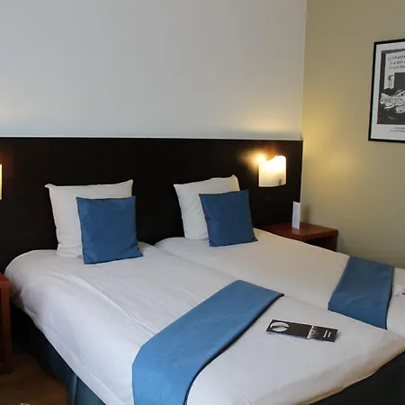 Velotel Отель 4*