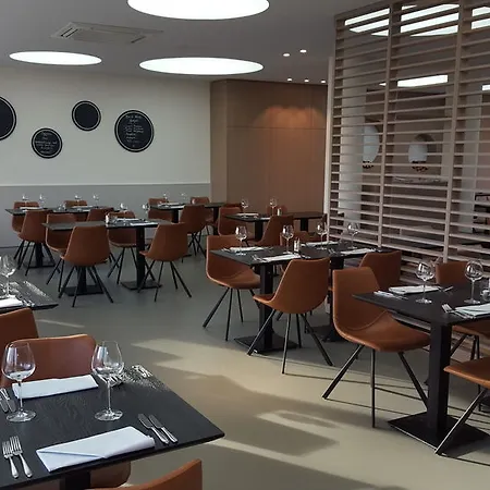 Velotel Hotel 4*